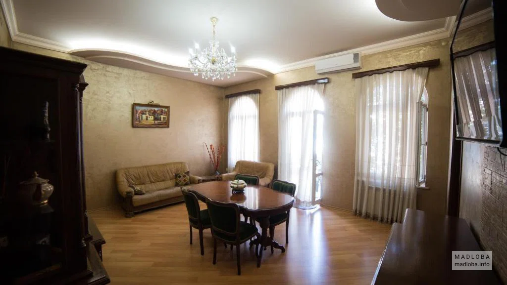 Royal Apartments