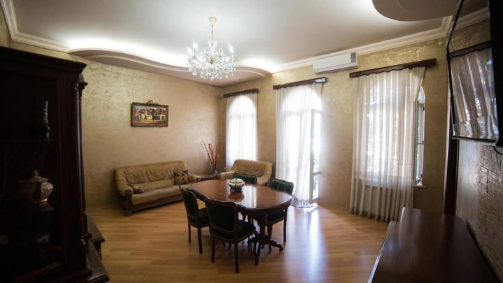 Royal Apartments