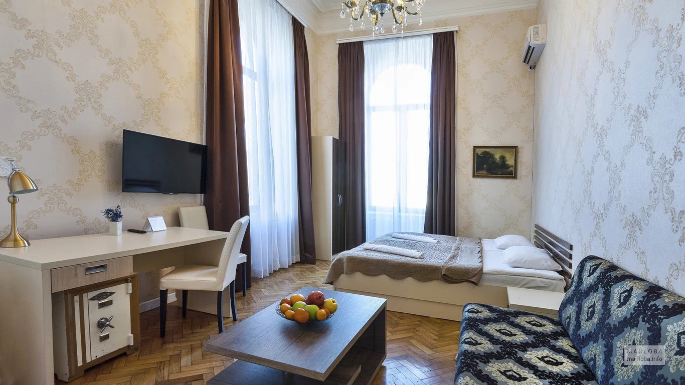 Номер стандарт в Rustaveli Hotel