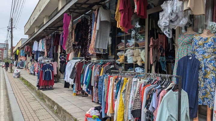 Second hand market