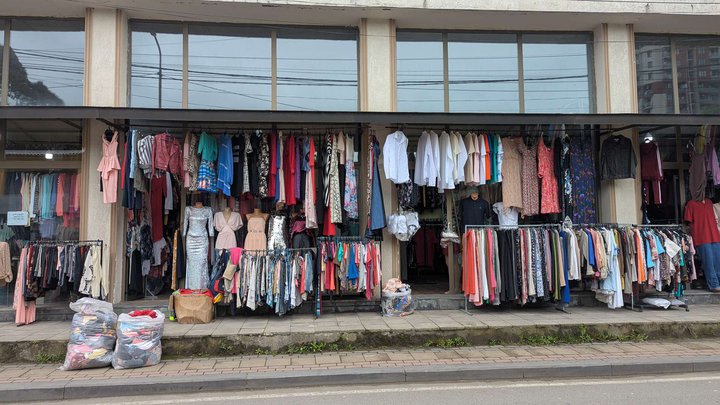 Second hand market
