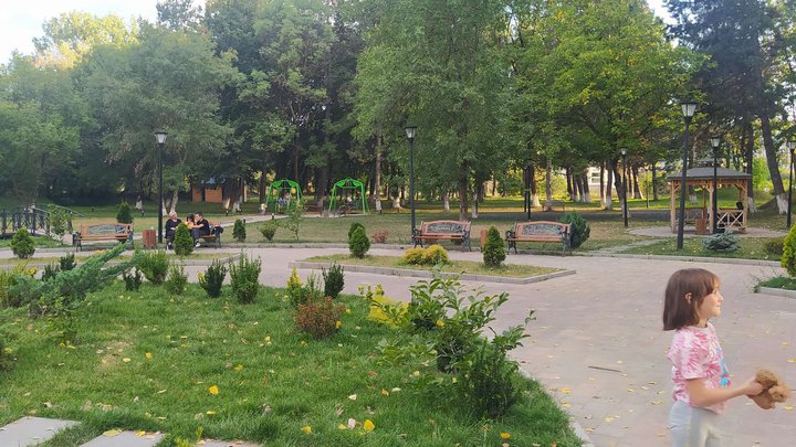 Сад Кужана в Тианети