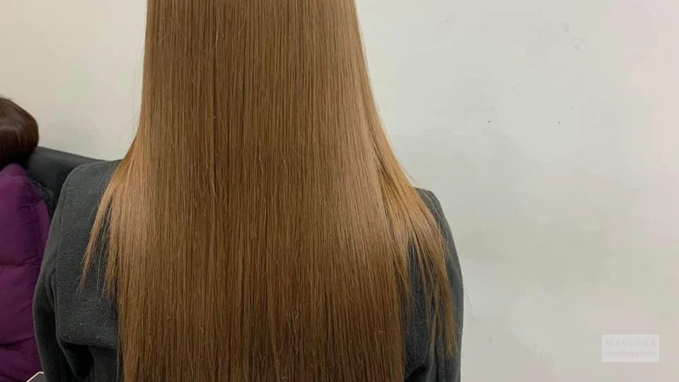 Beauty salon Beyoutiful - выравнивание волос
