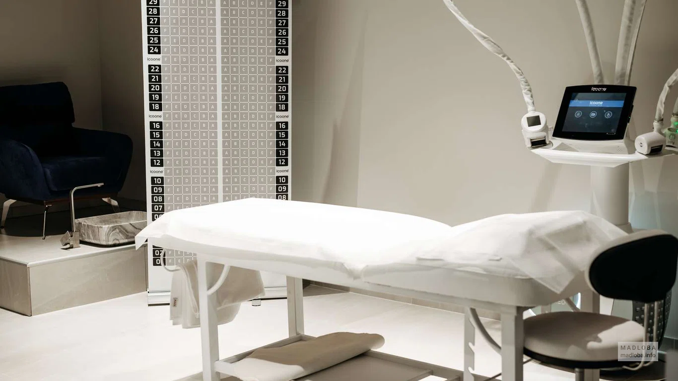 Салон красоты "LAKmousse Beauty Bar" кушетка