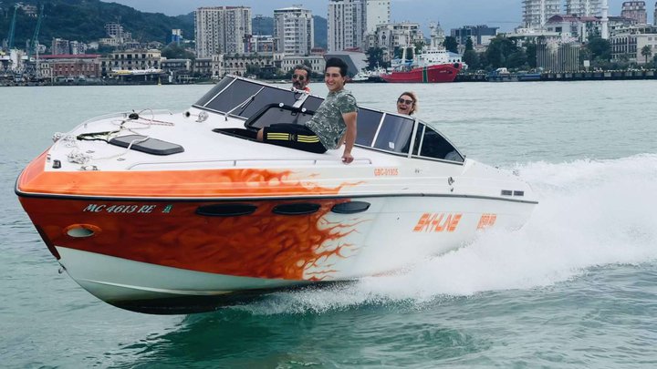 The fastest yacht "Skyline"