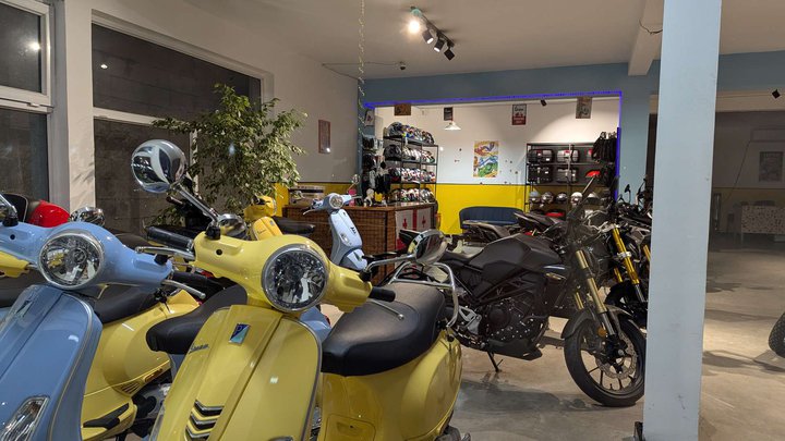 Scoot Scoot Batumi (სკუტ სკუტ ბათუმი)