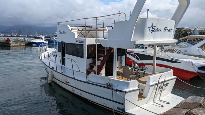 Double deck boat "Sea Star"