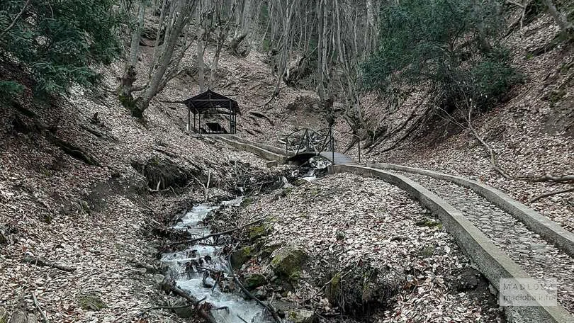 Шатбердский мужской монастырь в долине Дзама