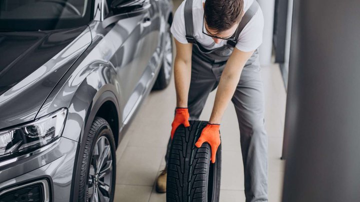 Tire service (Petra Melikishvili St. 64)