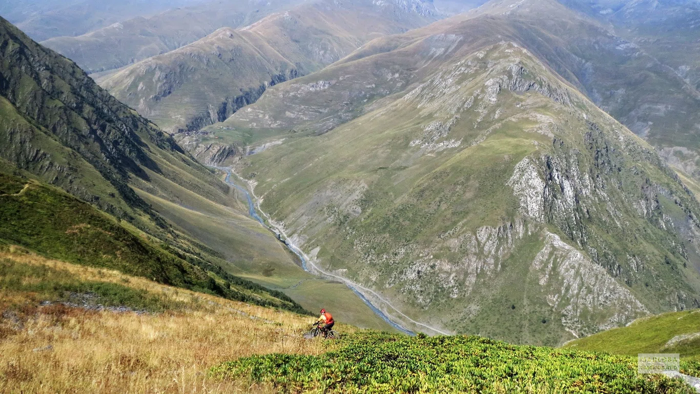 Зеленые горы Грузии Singletrack