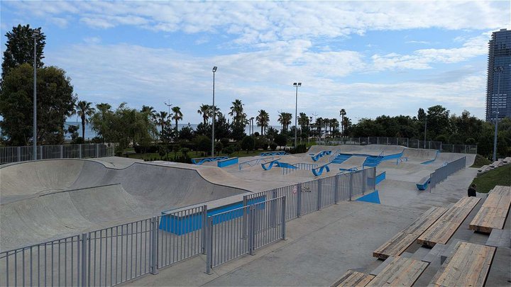 Skate Park "Pump track"