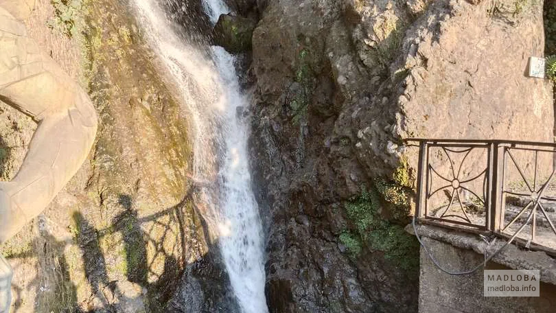 Озеро Водопада Андрея Первозванного