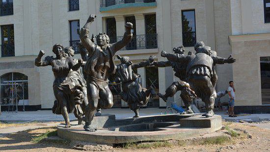 Скульптурная группа Берикаоба
