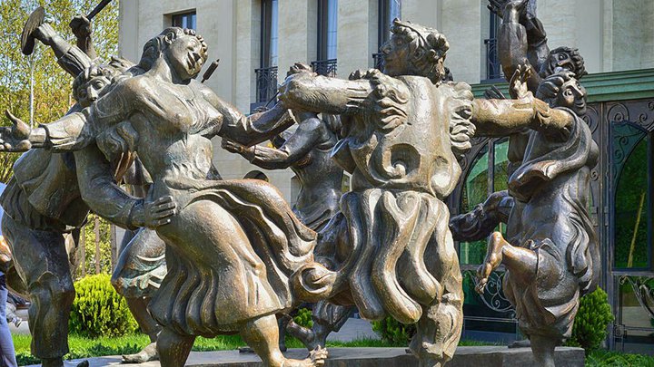 Скульптурная группа Берикаоба