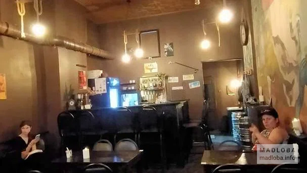 Атмосфера в ресторане Smoke Burgers & Bar
