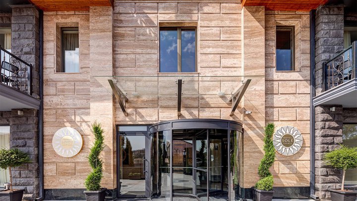Hotel Sole Palace