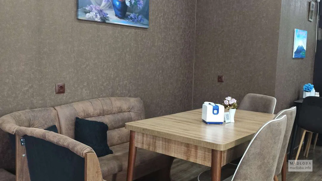 столики для гостей