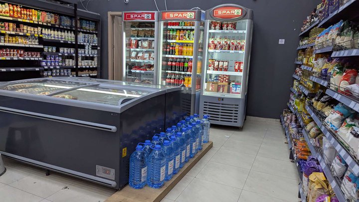 Spar (Niko Pirosmani St., 19)