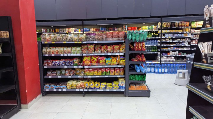 Spar (Niko Pirosmani St., 19)