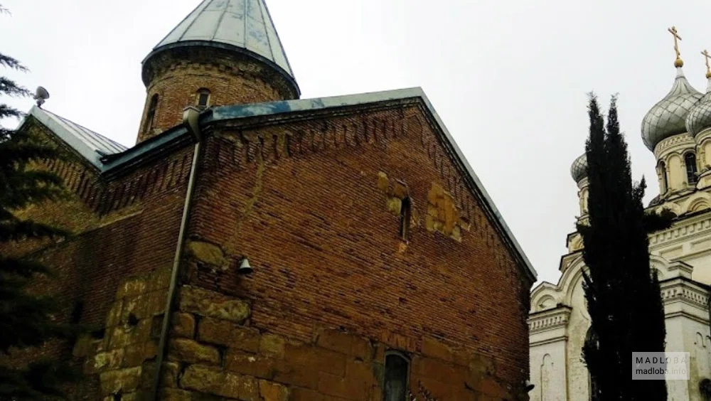 Лурджи (Синий) монастырь
