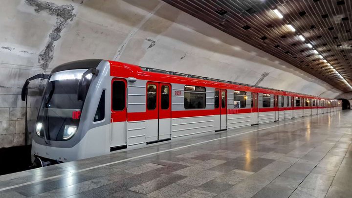 Станция метрополитена "Грмагеле"