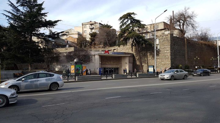 Станция метрополитена "Руставели"