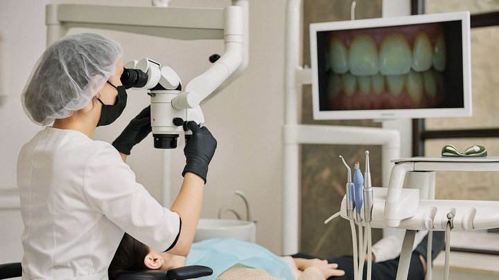 🦷 Премиум-лечение зубов в Грузии: сколько стоит и кому подходит