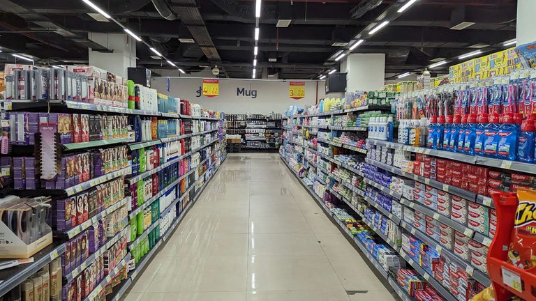 Supermarkets and hypermarkets in Kutaisi