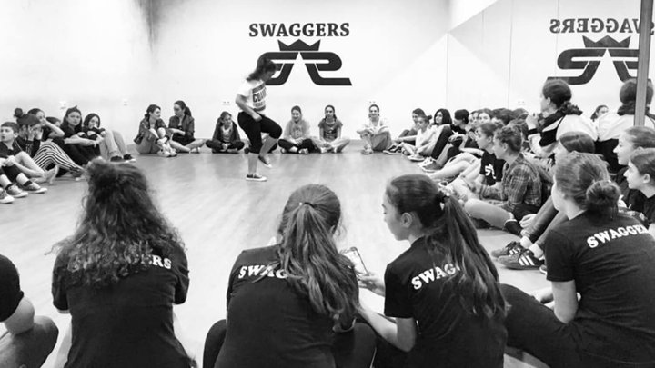 ცეკვის სტუდია Swaggers