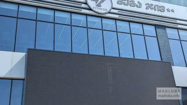 TEATRO Lounge в Батуми — ночной клуб и бар с шоу, коктейлями и танцами