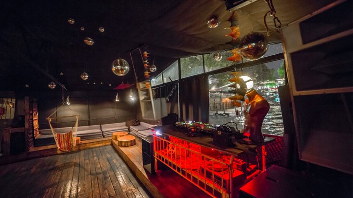 TIVI Bar