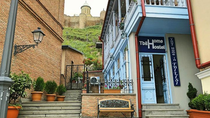 Tbil Home Hostel