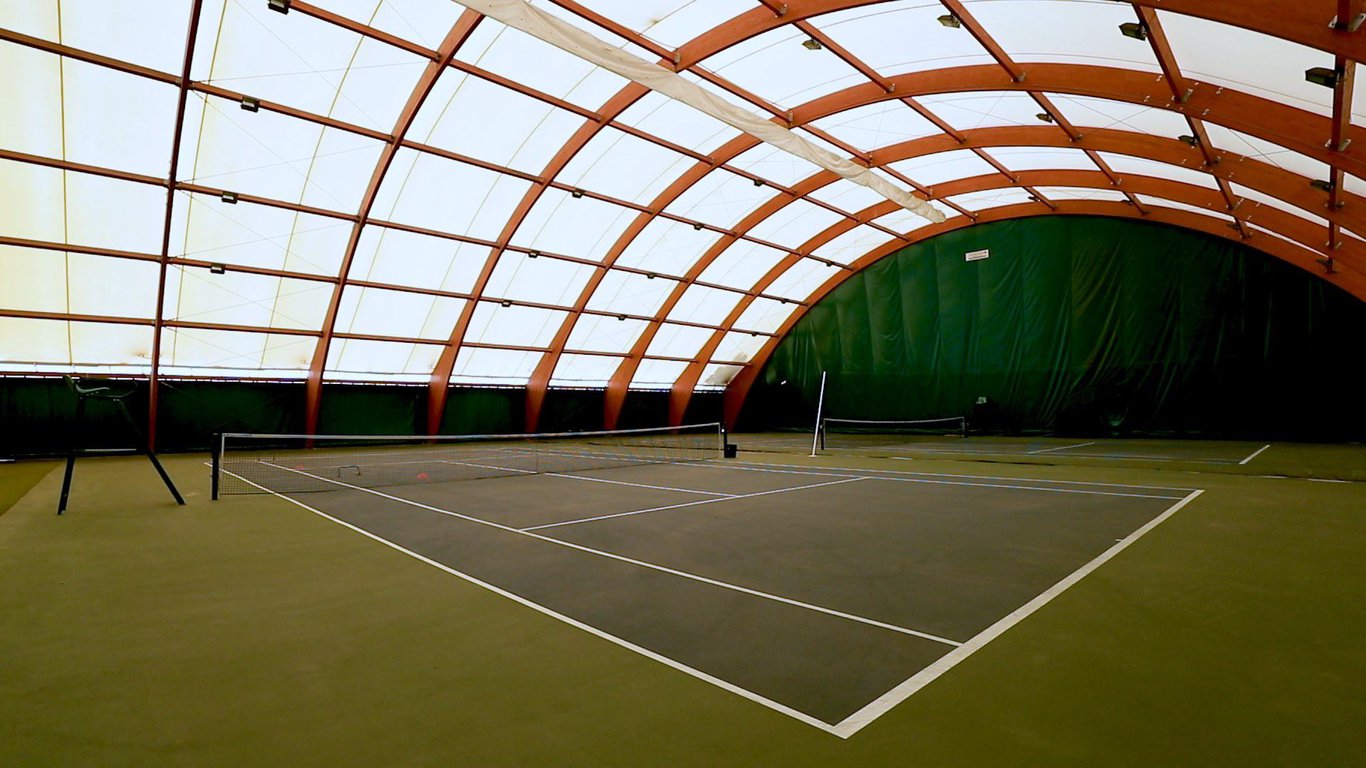 Trainings for tennis fans at the Mziuri Tennis courts club