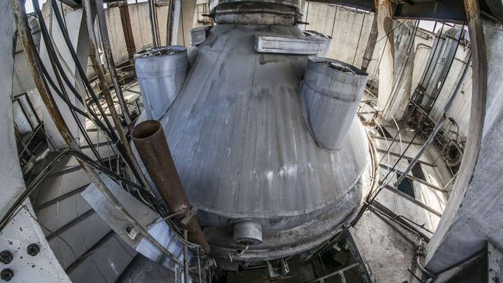 Thermal pressure chamber of the Geophysical Institute