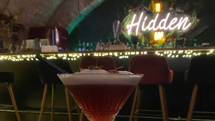 The Hidden bar