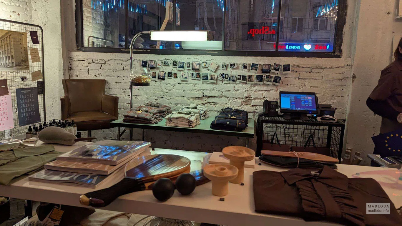 Магазин "The Shop" в Тбилиси