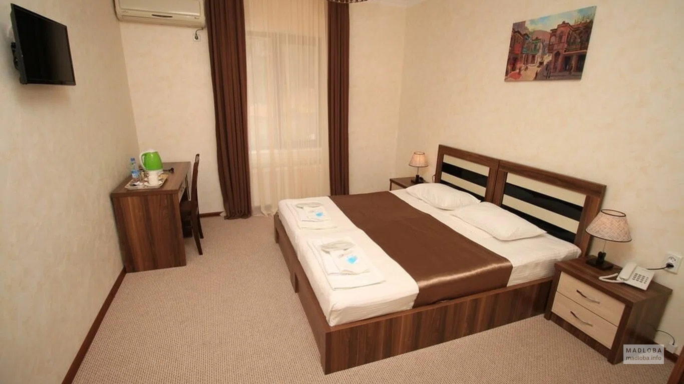 Интерьер номера в отеле Tiflis House