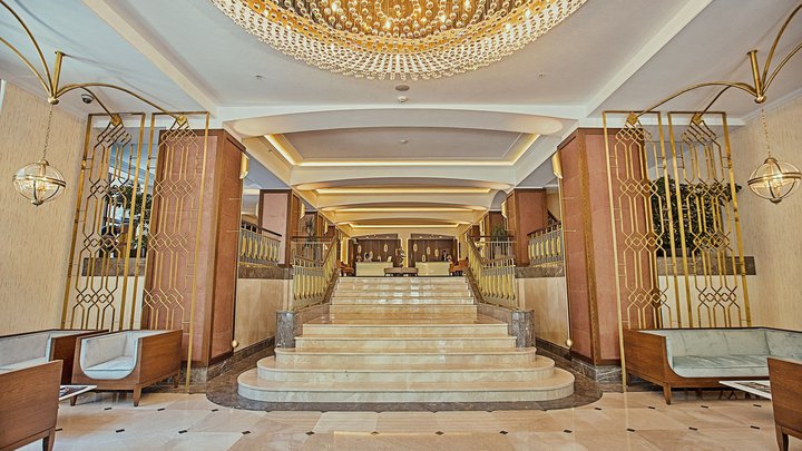 Tiflis Palace