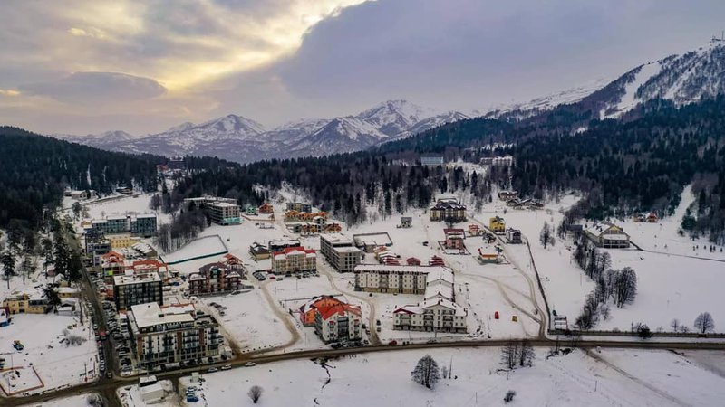 Вид сверху на Бакуриани