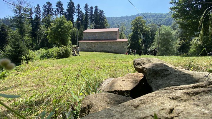 Potoleti Church