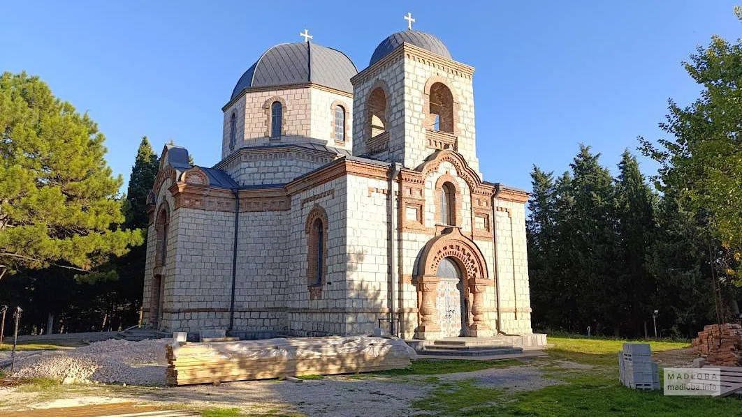 Церковь Святого Серафима Саровского в Самрекло