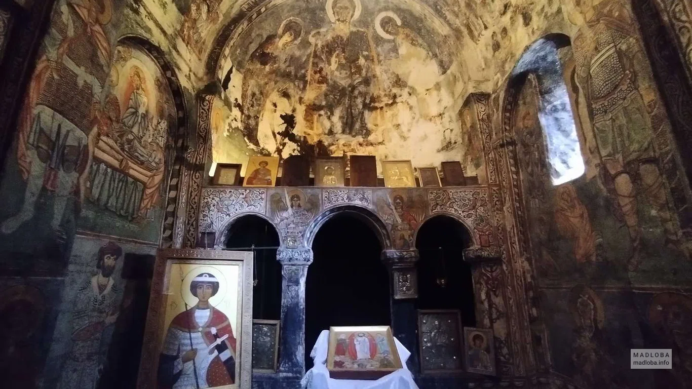 Церковь Спасителя в Лагами