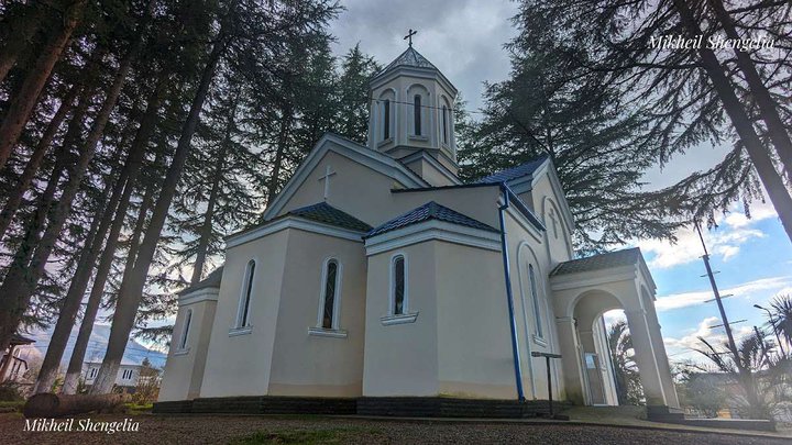 Церковь Святой Богородицы Иверской в Ланчхути