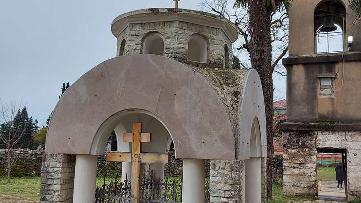 ლიხნის ყოვლადწმიდა ღვთისმშობლის მიძინების ეკლესია