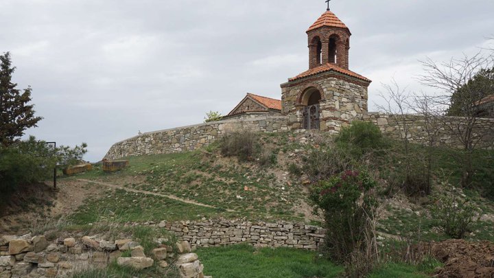 გიორგის და წმინდა თეოდორეს ეკლესიები
