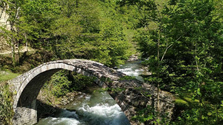 Tskhemvan Bridge