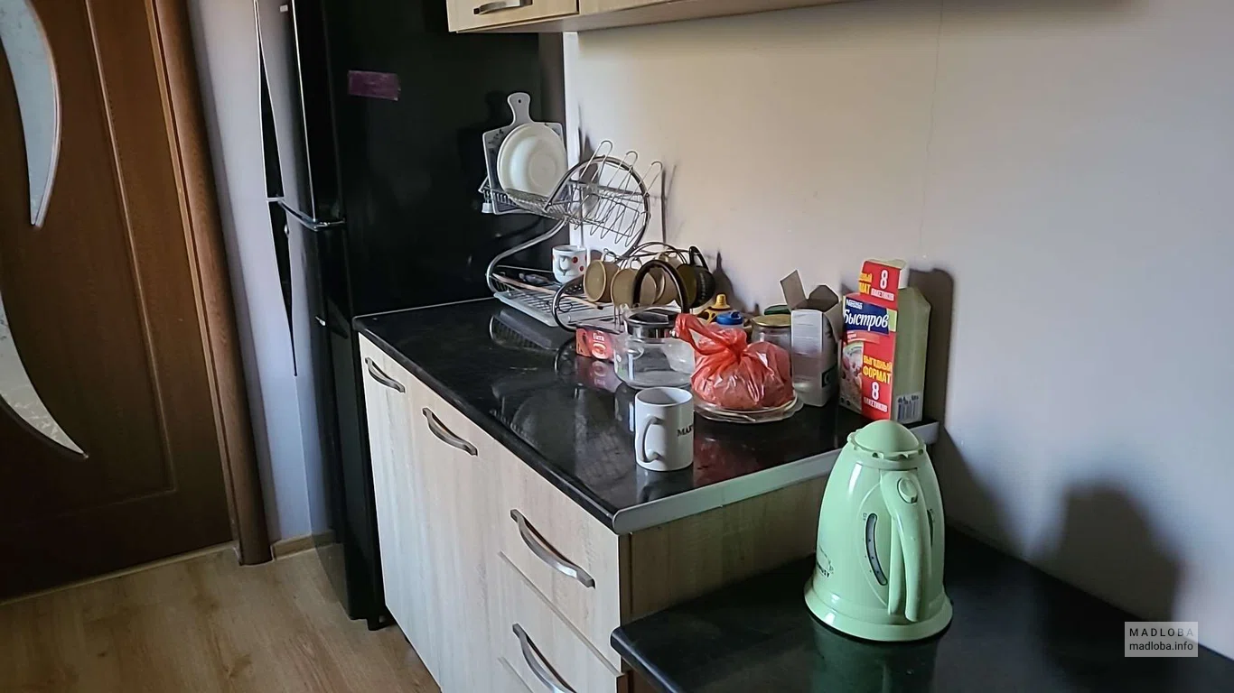 Общая кухня в хостеле Укимериони