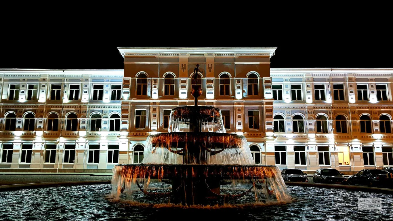 Университетский фонтан