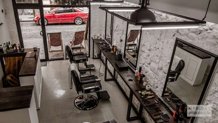 VIBE barbershop ინტერიერიინტერიერი