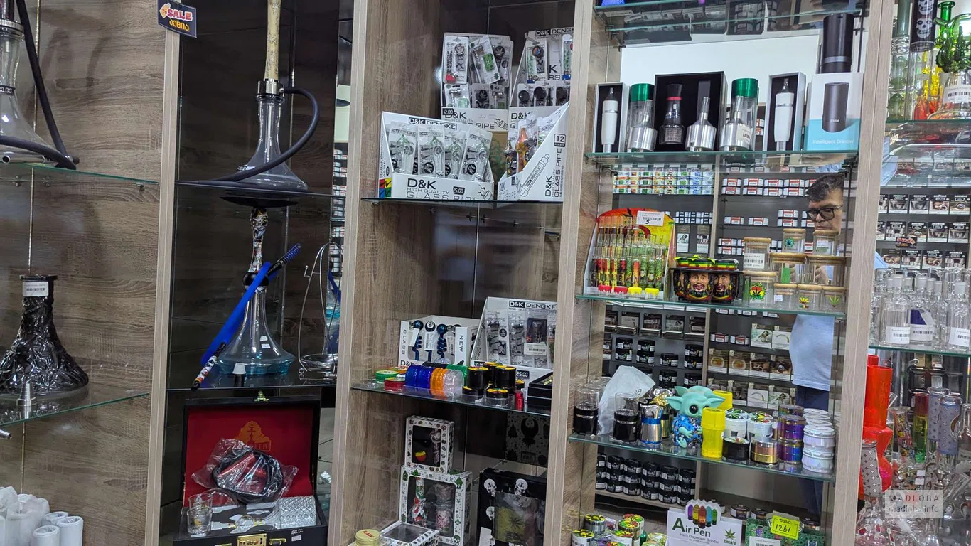 Курительные смеси и вейпы в Vape Room №1